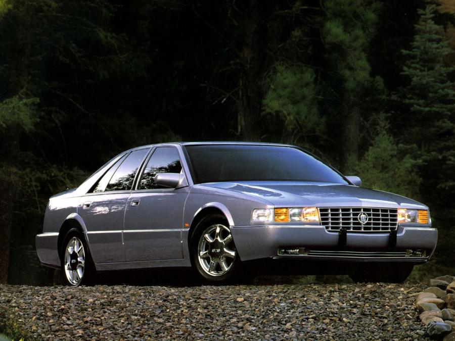  Cadillac Seville STS 1992 года  (фото 7 из 19)